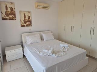 Elena Nissi Beach - 0