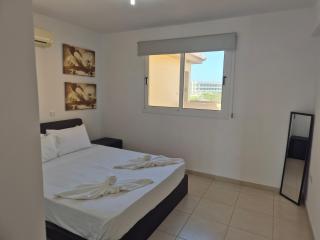 Elena Nissi Beach - 2