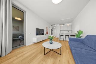 Castle View Apartment in SKY PARK by Zaha Hadid - Bratislava - 9