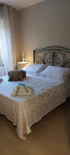 Linda's Holiday Home - 0