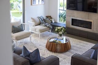 Sirius- Heated pool, 50m to Beach, basketball crt - 7
