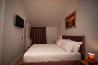 Villa Klaus Hotel - Tirana - 6