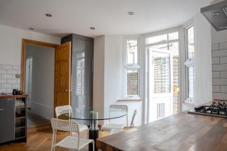 Finsbury Park Garden Flat - 5