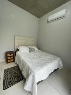 Departamento cerca del centro y aeropuerto en Luque - Luque - 5