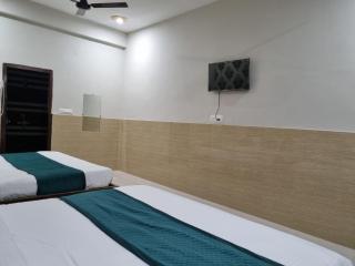 Hotel Vrindavan Prosperity - By Silverkey Hospitality - Vrindāvan - 4