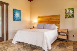 Getaway & Ocean Breeze - Secluded & Natural Charming - 2 bedrooms - 1