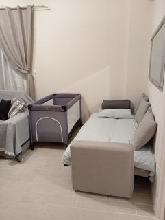 Ηome & Garden with parking close to Olympic Stadium - 5