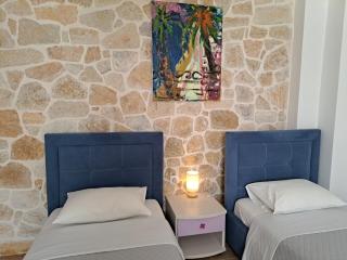 Dea's home - Himare - 4