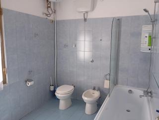 Family & Friends - First floor - South West wing - Fully equipped with view - 15 minutes drive by car to the seaside - 1