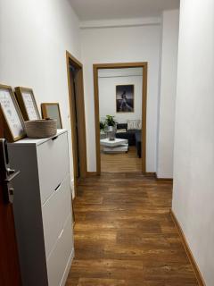 3Br Family apartment close to Bus station with AC - Bratislava - 8