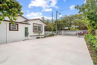 Spacious Family 3BR Near Wynwood and Beach - 7