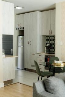 Sandton 2 cosy bedroom apartment - 3