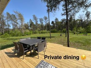 Tall Pines Lodge great location sleeps 9 - Irons - 8