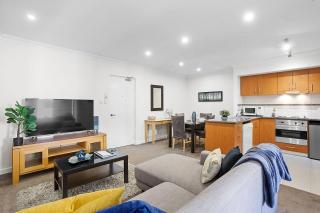 309 Secret City Sanctuary Prkingpoolview - Perth - 4