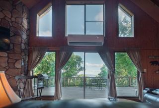 Ridgeview Cabin Views Hot Tub Fireplace BBQ Pets - 7