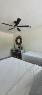 Sunset House - Fort Myers - 2