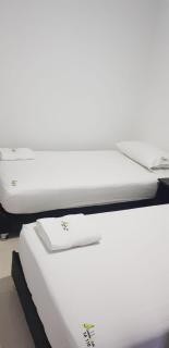 Apartamentos con piscina en zona turistica - Montenegro - 8
