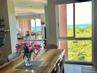 Amazing Ocean Views Condo Close to the Beach - 6
