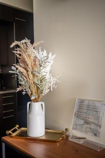 1 Bedroom Apartment with Balcony and Skyline View in North York - 9