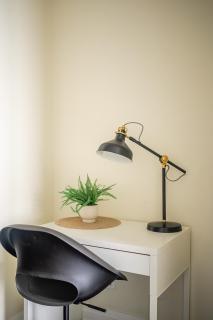 1 Bedroom Apartment with Balcony and Skyline View in North York - 3