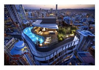 Lux 24th floor 2br 2bath, Infinity pool, Gym, Wifi - 0