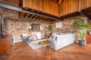 Cleopatras Enchanted Sanctuary - 8