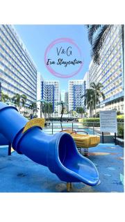 V&G Era Staycation - 0