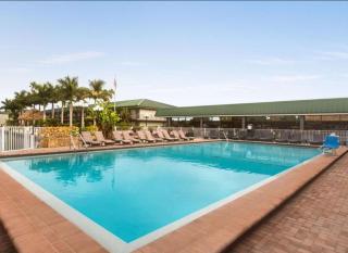 Sunset Cove - Water View - Sarasota - 9