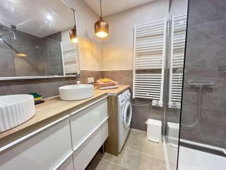 Sainte Maxime : Appartement 3 Pièces Climatisé avec Parking Face au Port - FR-1-226-564 - 4