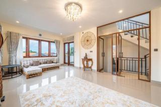 Modern 5BR Luxury Villa with Pool & Rooftop - 300m from Sanur Beach - Sanur - 3