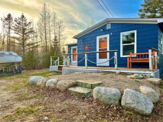 Peaceful Lily Pad Cottage In Hubbards - 4
