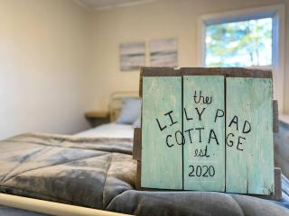 Peaceful Lily Pad Cottage In Hubbards - 9
