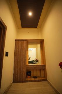 JB SQUARE RESORT - Ayodhya - 4
