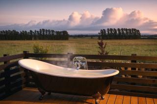 Waipara Vines Wine POD Accommodation - 1
