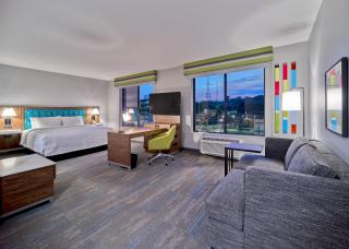 Hampton Inn & Suites Omaha Un Medical Center Area - Omaha - 7