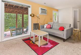 Nashville Gem Grill Mini Pickleball Sleeps 12 - 5