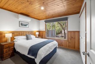 Mountain Hideaway by Halls Gap Accommodation - 7