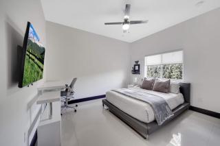 Luxury Home W Pool By Pmi - 2