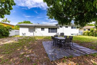 Stylish 3BR Home - BBQ & Near Top Attractions - Miami Gardens - 5