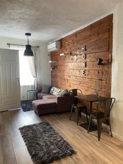 Cozy Home with Private Bedroom - 0