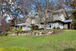 Mulgrave House and Cottage - By Latitude South Coast - 0