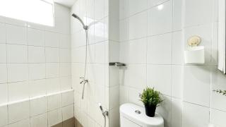 Best Price 3BR at Bassura City Cipinang Apartment By Travelio - Jakarta - 5