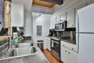 Steps To Lift! Private Spa Bbq Massage Chair - 1