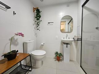 Studio com varanda Ar e Wifi à 6 min do Metrô Vergueiro - São Paulo - 6