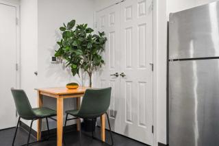 CozySuites Stunning 1BR in Downtown Pitts #1 - Pittsburgh - 2
