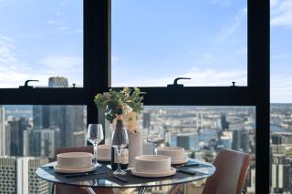 Gorgeous City Views Two Bedroom Apartment with Pool and Gym - 4