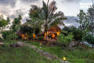 StayVista at The Clay Courtyard with Wi-Fi, BBQ - - 0