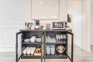 Luxe 3BR & Parking with Outdoor Space - 6-min to DC - Arlington - 3