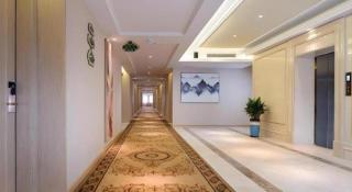 Vienna Hotel Guangdong Zhongshan Xiaolan High-Speed Railway Station - Zhongshan - 3