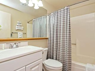 Lakefront Bungalow With Community Poolhot Tub #9 - 9